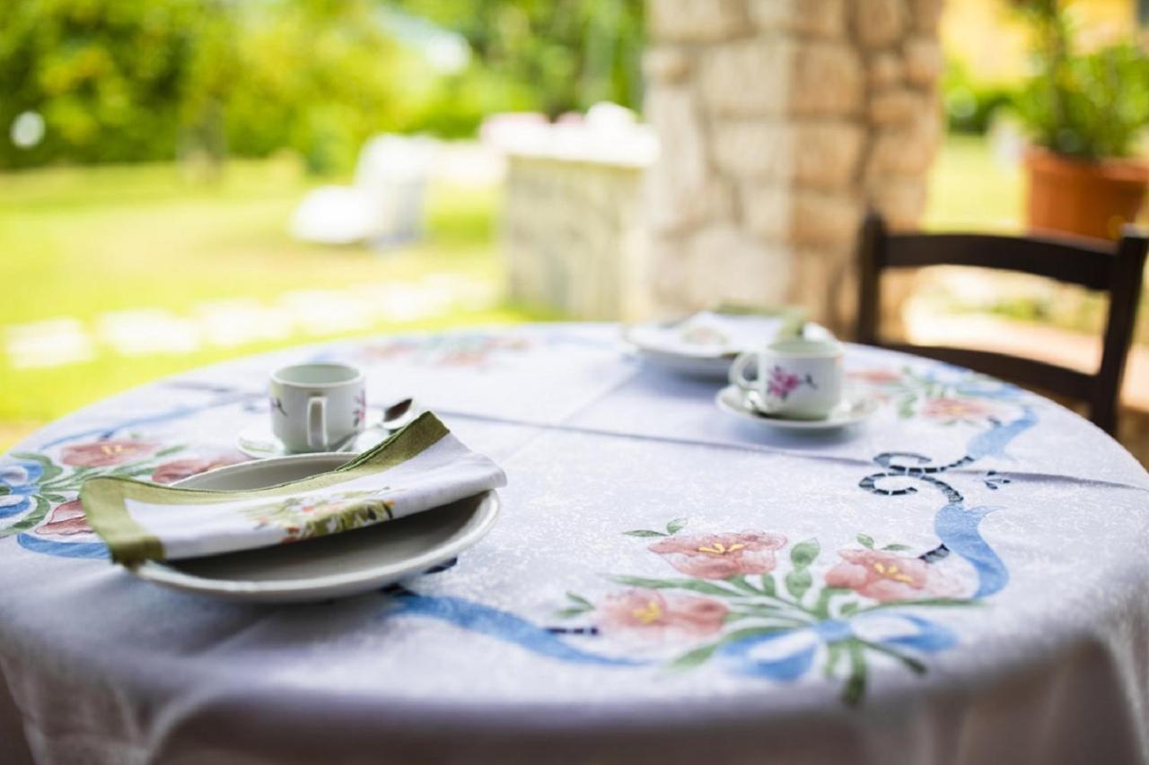 Il Ciavattone Bed And Bike Bed & Breakfast Sulmona Luaran gambar