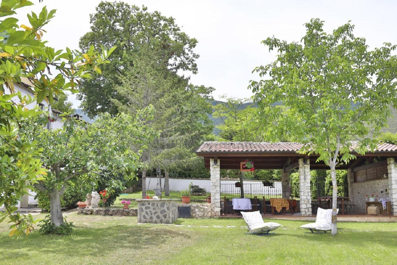 Il Ciavattone Bed And Bike Bed & Breakfast Sulmona Luaran gambar